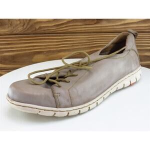 Born Size 7‎ Sneaker Brown Leather Medium Lace Up Women